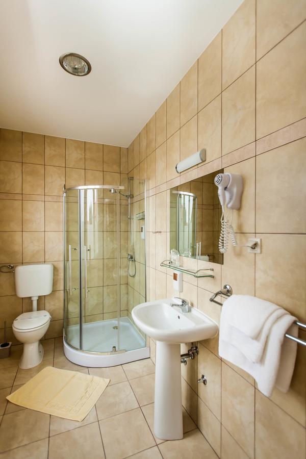 Hotel Petrijevci Bizovac Habitación foto